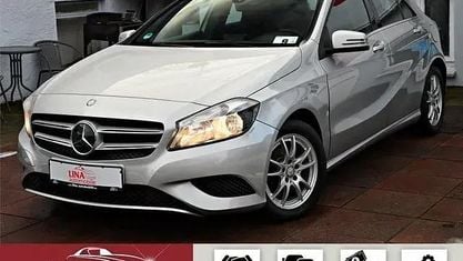 Gebraucht Mercedes A180 109 PS (80 kW) 2013 Silber Limousine