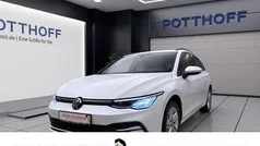 Weiß Gebraucht 2023 VW Golf VIII Life Kombi | 21.997 € (Fairer Preis)