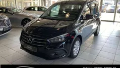 Loparitschwarz Gebraucht 2024 Mercedes 180 Progressive Limousine | 29.999 € (Fairer Preis)