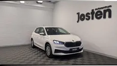 Weiß Gebraucht 2023 Skoda Fabia Active Limousine | 15.490 € (Fairer Preis)