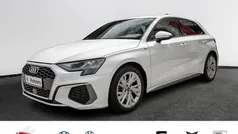 Weiß Gebraucht 2021 Audi A3 S-Line | 25.990 € (Fairer Preis)
