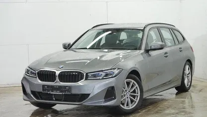 Gebraucht 2024 BMW 318 Sport Line Kombi | 34.490 € (Fairer Preis)