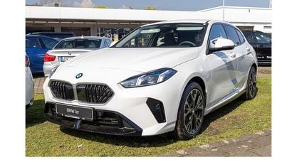 Nowe BMW 120 M Sport 170 KM (125 kW) 2026 Szary Hatchback