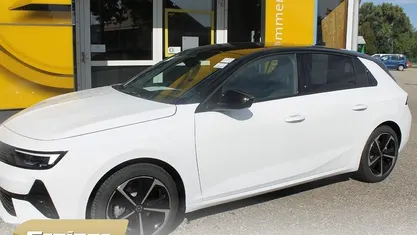 Second-hand Opel Astra 131 CP (96 kW) 2025 Alb Berlinǎ