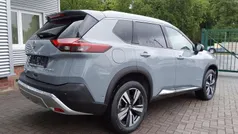 Grau Gebraucht 2024 Nissan X-Trail Tekna SUV | 37.900 € (Fairer Preis)