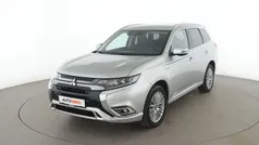 Silber Gebraucht 2019 Mitsubishi Outlander Plus SUV | 23.470 € (Guter Preis)