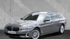 Berninagrau bernsteineffekt me Gebraucht 2022 BMW 530e Luxury Line Kombi | 37.249 € (Fairer Preis)