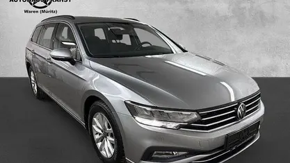 Gebraucht VW Passat Business 150 PS (110 kW) 2023 Kombi