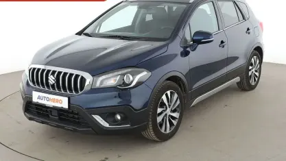 Usado Suzuki SX4 Comfort+ 140 HP (102 kW) 2017 Azul SUV