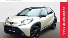 Beige Gebraucht 2023 Toyota Aygo Pulse Kleinwagen | 15.980 € (Fairer Preis)