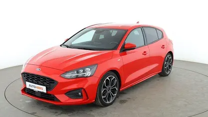 Rot Gebraucht 2019 Ford Focus ST-Line Limousine | 14.460 € (Fairer Preis)