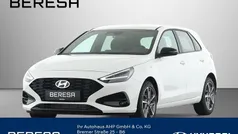 Weiß Neu 2025 Hyundai i30 Advantage Limousine | 19.780 € (Superpreis)