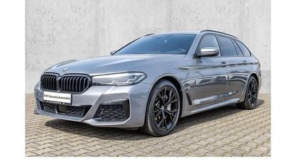 Używany BMW 530 M Sport 286 KM (210 kW) 2023 Szary Kombi