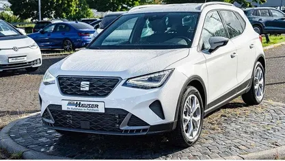 Weiss Gebraucht 2023 Seat Arona FR SUV | 21.475 € (Guter Preis)