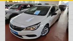 Schneeweiss/summitwhite/arctic Gebraucht 2021 Opel Astra Edition Limousine | 17.970 € (Fairer Preis)