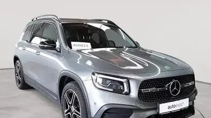 Begagnad Mercedes GLB220 AMG line 190 HK (139 kW) 2023 Grå SUV