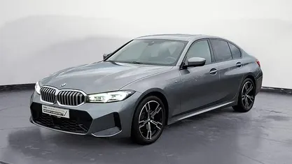 Gebraucht BMW 320 M Sport 190 PS (139 kW) 2025 Grau Limousine