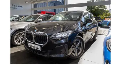 Gebraucht BMW 218 Active Tourer Efficient Dynamics 150 PS (110 kW) 2023 Schwarz Van / Kleinbus