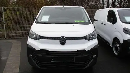Weiß Neu 2025 Citroën Jumpy Van / Kleinbus | 32.990 € (Fairer Preis)