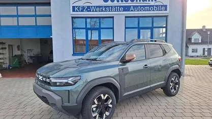 Gebraucht 2025 Dacia Duster Extreme SUV | 28.590 € (Fairer Preis)