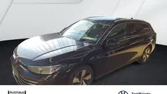 Grenadillschwarz metallic Gebraucht 2025 VW Passat Elegance Kombi | 36.890 € (Guter Preis)