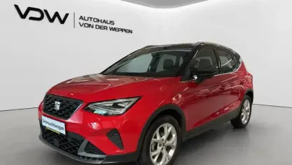 Używany Seat Arona FR 110 KM (80 kW) 2024 Czerwony SUV