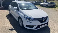 Arktisweiß Gebraucht 2019 Renault Mégane GrandTour Life Kombi | 11.990 € (Guter Preis)