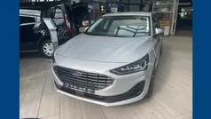 Polarsilber metallic Gebraucht 2024 Ford Focus Titanium Limousine | 23.850 € (Fairer Preis)