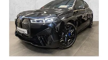 Usado BMW iX Sport Line 300 kW (408 HP) 2024 Preto SUV