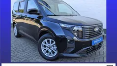 Obsidianschwarz metallic Neu 2025 Ford Tourneo Courier Titanium Van / Kleinbus | 27.698 € (Fairer Preis)