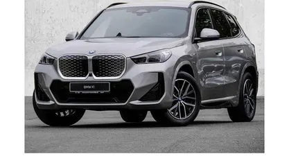 Silber Gebraucht 2025 BMW iX1 M Sport SUV | 46.480 € (Fairer Preis)