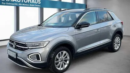 Silber Gebraucht 2023 VW T-Roc Style SUV | 26.450 € (Fairer Preis)