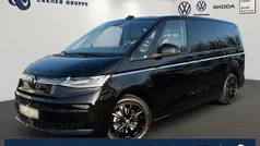 Deep black perleffekt Gebraucht 2024 VW T7 Style Van | 76.900 €