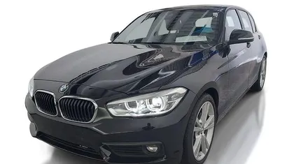 Begagnad BMW 120 Sport Line 184 HK (135 kW) 2018 Svart Halvkombi