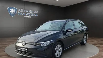 Gebraucht VW Golf VIII Life 116 PS (85 kW) 2021 Uranograu Kombi