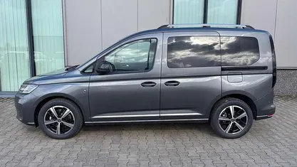 Wählbar Neu 2025 VW Caddy Style Van / Kleinbus | 37.250 € (Guter Preis)