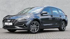Dark knight / mic Gebraucht 2023 Hyundai i30 Trend Kombi | 21.880 € (Fairer Preis)