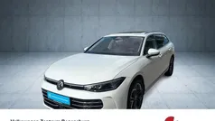 Gebraucht 2024 VW Passat Elegance Kombi | 44.970 € (Fairer Preis)