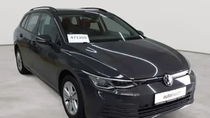 Gebraucht VW Golf VIII Life 115 PS (84 kW) 2022 Uranograu Kombi