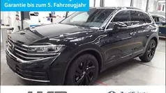 Grenadillschwarz metallic Gebraucht 2025 VW Touareg Elegance SUV | 68.980 € (Fairer Preis)