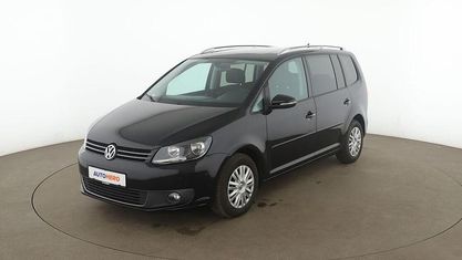 Używany VW Touran Cup 105 KM (77 kW) 2015 Czarny Minivan