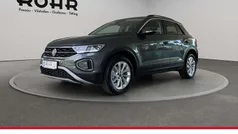 Gebraucht 2025 VW T-Roc Life SUV | 27.700 € (Superpreis)
