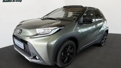 Gebraucht Toyota Aygo X-plore 72 PS (52 kW) 2022 Grün Kleinwagen