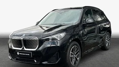 Gebraucht 2025 BMW iX1 M Sport SUV | 55.990 € (Fairer Preis)