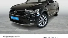 Deep black perleffekt (schwarz), perleffekt Gebraucht 2022 VW T-Roc Cabriolet Style Cabrio | 27.490 € (Guter Preis)