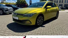 Gebraucht 2022 VW Golf VIII Life Limousine | 21.490 € (Fairer Preis)