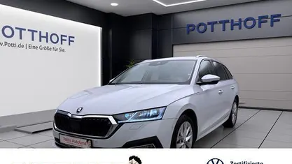 Gebraucht 2023 Skoda Octavia Style Kombi | 21.221 € (Guter Preis)