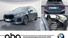 Grau Gebraucht 2022 BMW 223 Active Tourer Performance Van / Kleinbus | 31.990 € (Guter Preis)