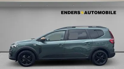 Gebraucht Dacia Jogger Extreme 101 PS (74 kW) 2022 Gruen Van / Kleinbus