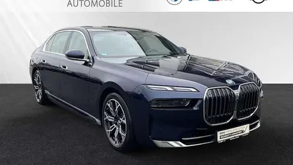 Gebraucht 2024 BMW 750e Limousine | 88.888 € (Superpreis)